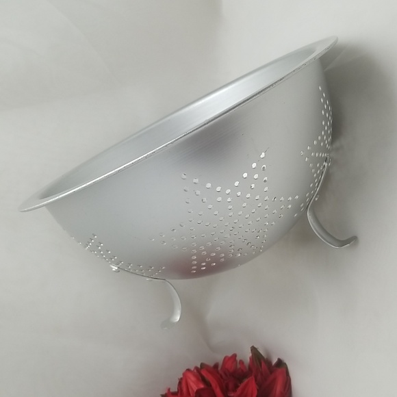 Vintage Seven Star Aluminum Colander - Picture 10 of 12